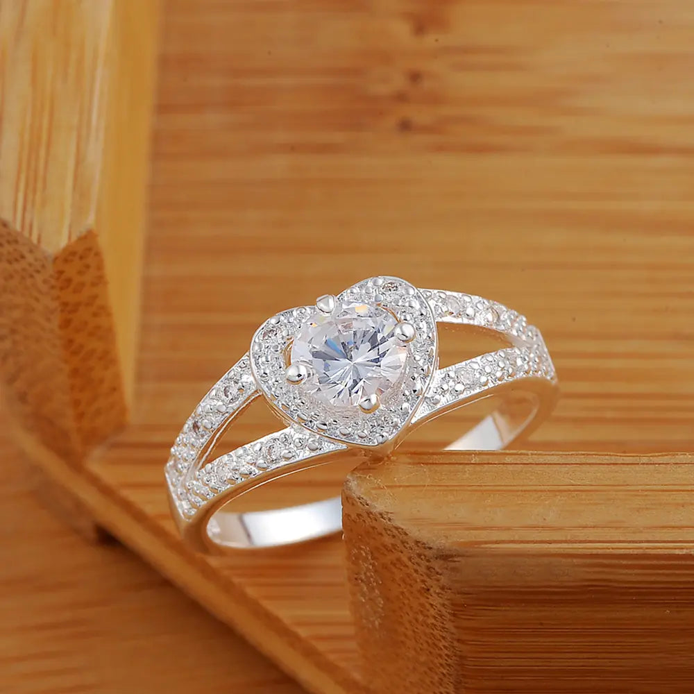 Elegant Heart Ring with Zirconia in 925 Silver